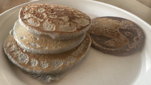 Navajo Blue Cornmeal Pancakes (Abe' Bee Neesmasi)